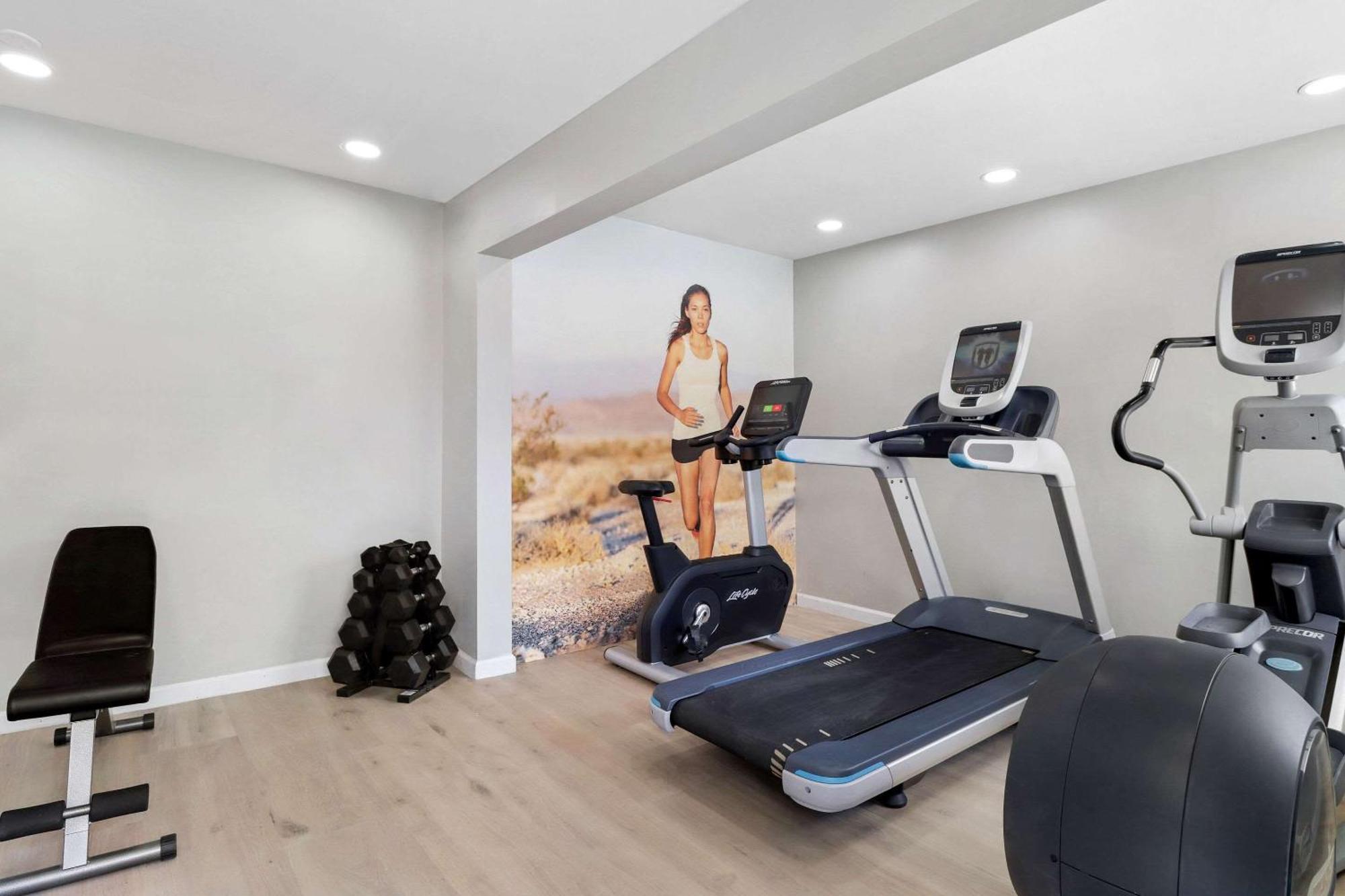 Clarion Pointe Ridgecrest Near China Lake Naval Station Zewnętrze zdjęcie