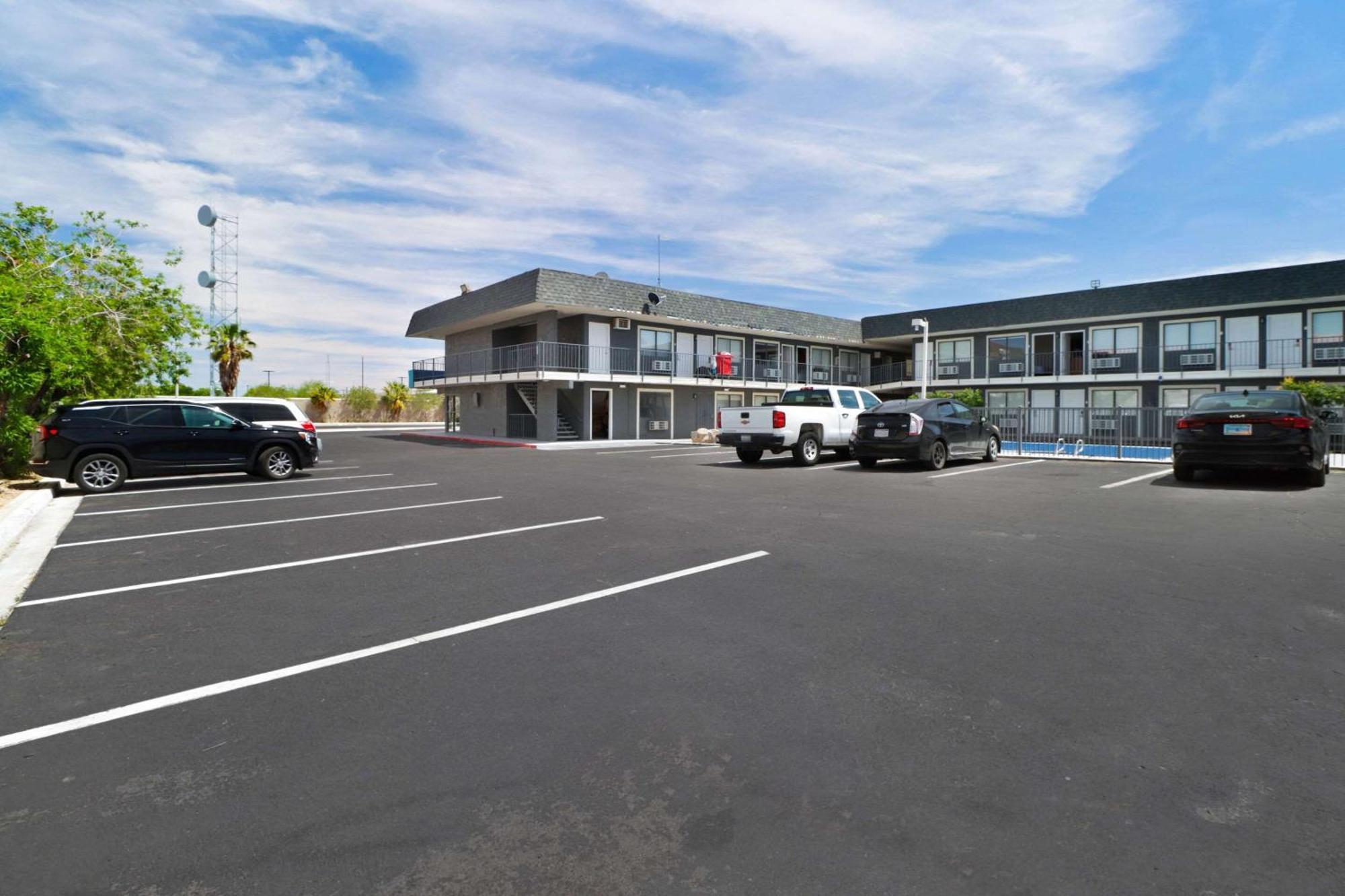 Clarion Pointe Ridgecrest Near China Lake Naval Station Zewnętrze zdjęcie