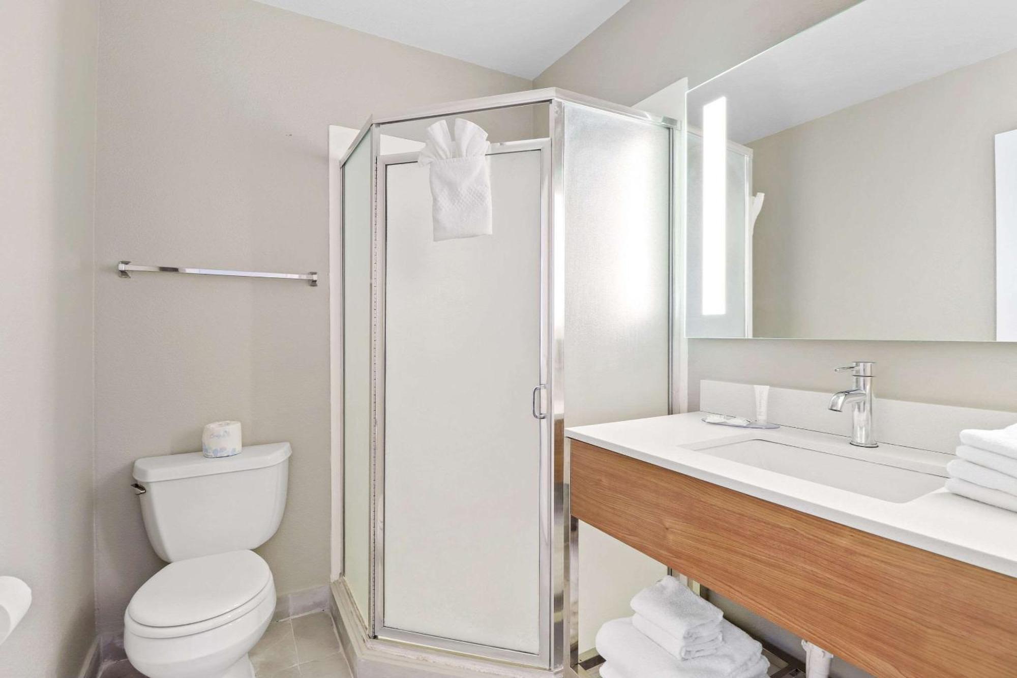 Clarion Pointe Ridgecrest Near China Lake Naval Station Zewnętrze zdjęcie
