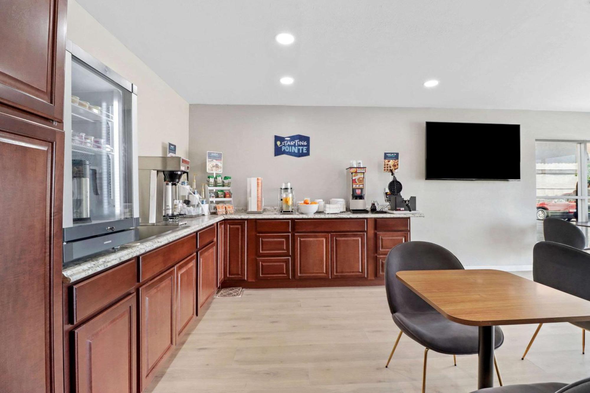 Clarion Pointe Ridgecrest Near China Lake Naval Station Zewnętrze zdjęcie