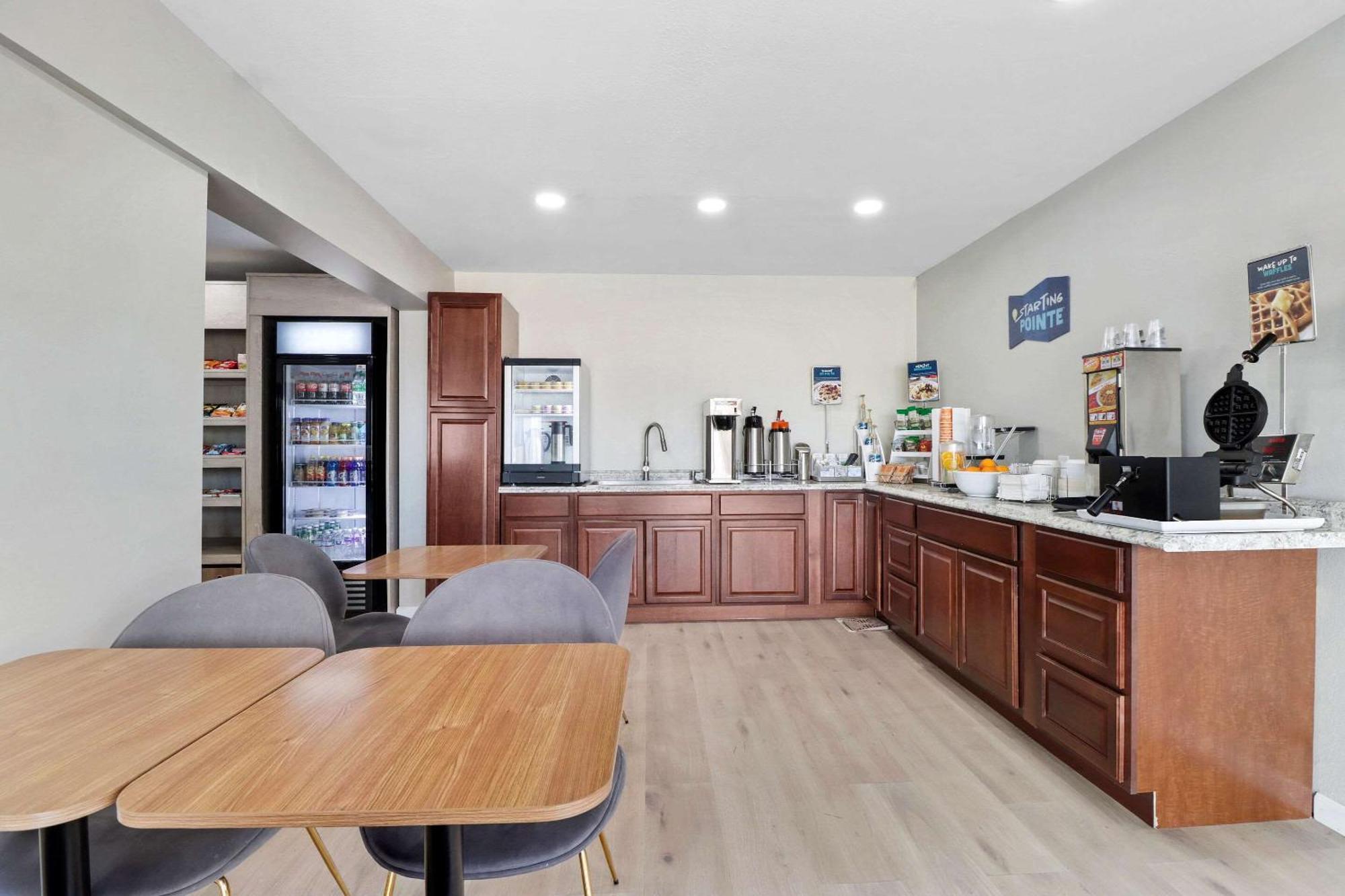 Clarion Pointe Ridgecrest Near China Lake Naval Station Zewnętrze zdjęcie