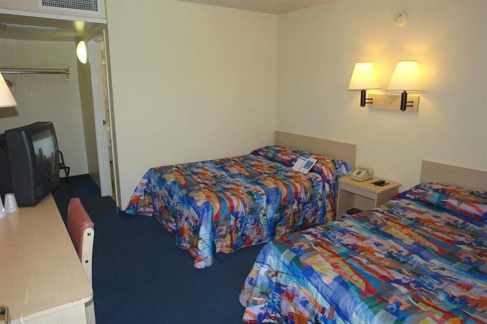 Clarion Pointe Ridgecrest Near China Lake Naval Station Zewnętrze zdjęcie