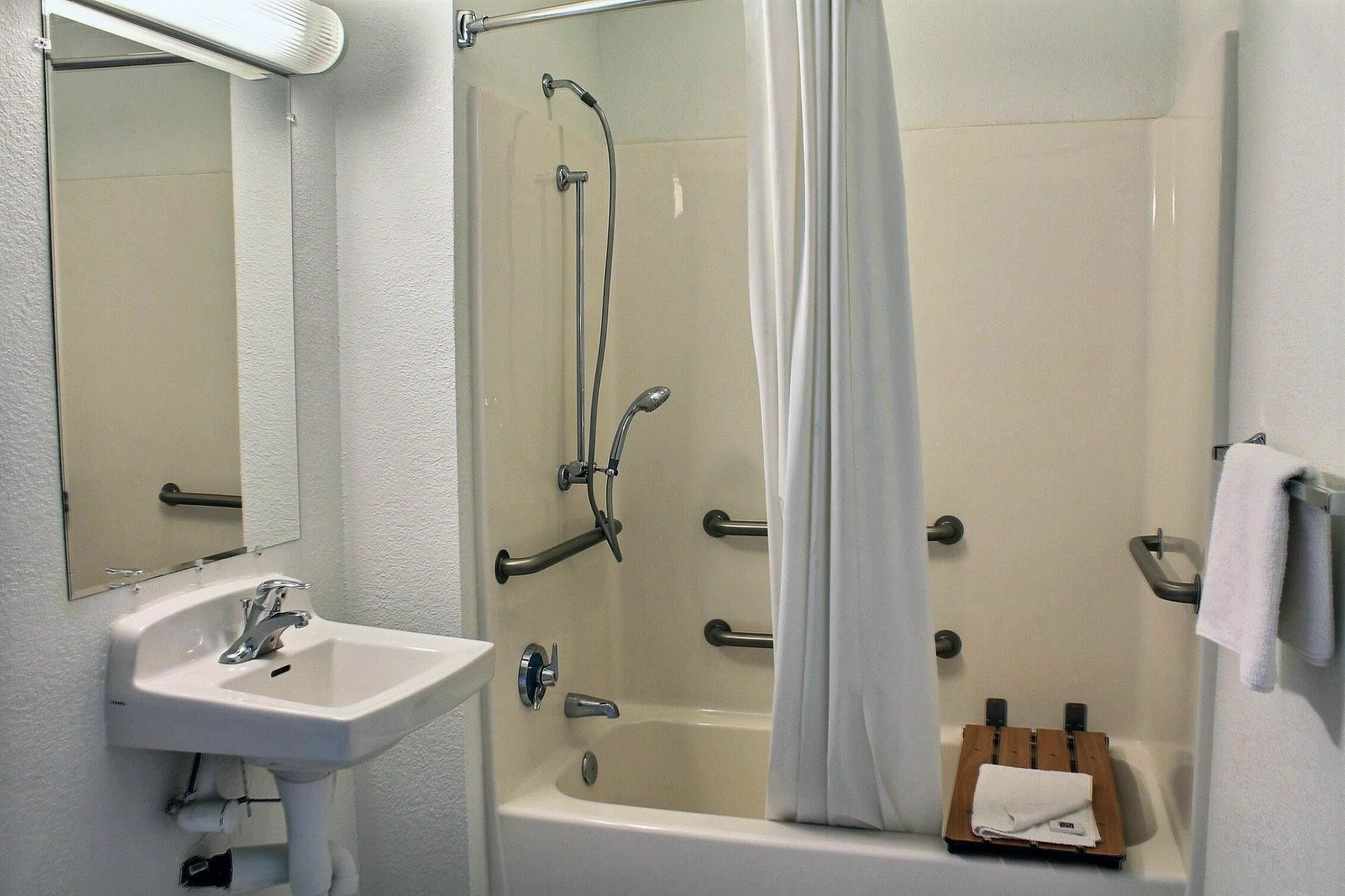 Clarion Pointe Ridgecrest Near China Lake Naval Station Zewnętrze zdjęcie